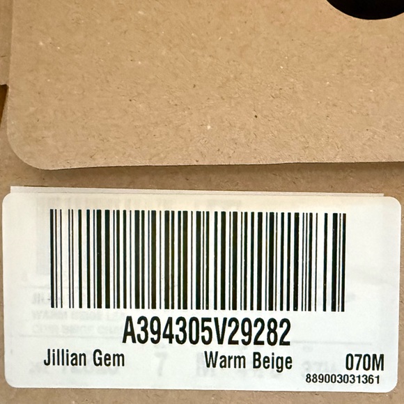 NEW Clarks Women\'s Jillian Gem Wedge in Warm Beige Size 7 M